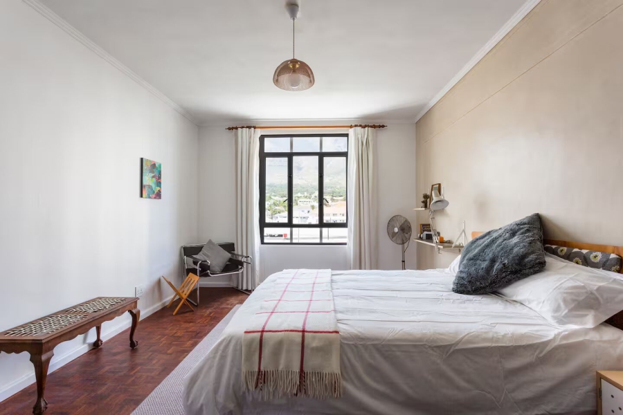 1 Bedroom Property for Sale in Gardens Western Cape